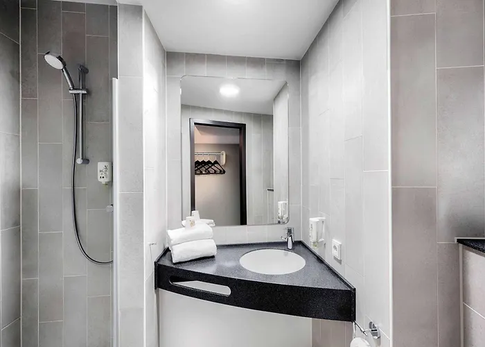 Muenchen-airport Hotel 3*